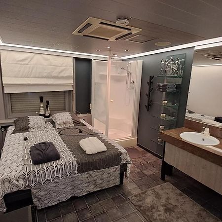 وفلجم Beautyd Grey Room Centrum Gullegem المظهر الخارجي الصورة
