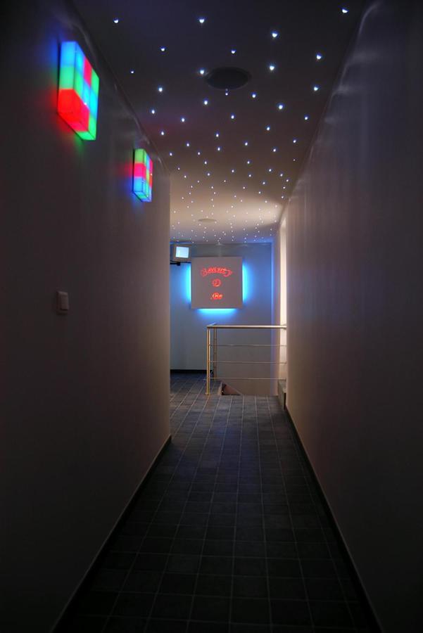 وفلجم Beautyd Grey Room Centrum Gullegem المظهر الخارجي الصورة